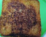 A picture of step 4 of Potato veggies sandwich.