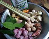 Foto langkah ke 1 dari resep Bumbu Opor Ayam.
