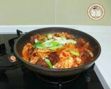 Hình bước làm 6 của món Lòng Nhồi Xào Rau Củ 순대볶음