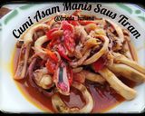 Foto langkah ke 5 dari resep Cumi Asam Manis Saus Tiram.