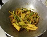 પરવળ બટાકા નું શાક (Parvar Bataka Shak Recipe In Gujarati) રેસીપી સ્ટેપ3ફોટો