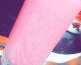 A picture of step 2 of Summer Pink Drink.