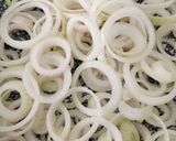 Lyoni sertésszelet recept fázis 2 fotója