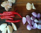Foto langkah ke 1 dari resep Sayur Asem murah meriah.