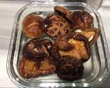 Chicken With Shiitake Mushrooms Soup recipe step 1 photo