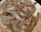 Foto langkah ke 1 dari resep Udang Saus Padang Bumbu Iris.