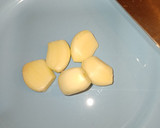 Foto del paso 3 de la receta: Calamarcitos en cebolla caramelizada y judías de Santa Pau