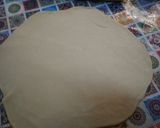 Foto del paso 4 de la receta: Medialunas con falso hojaldre fácil y económico (sin manteca)