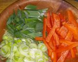 Foto del paso 1 de la receta: Mongoliana de pollo con puré a mi pinta