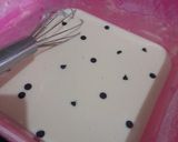 A picture of step 8 of Chocolate chips Pancake.