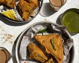A picture of step 6 of Bread Pakoda.