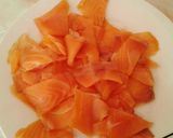 Foto del paso 3 de la receta Macarrones con salmón ahumado y langostinos