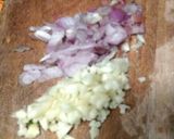 Foto langkah ke 2 dari resep Tahu Telur Daun Kelor Kukus Dandang.
