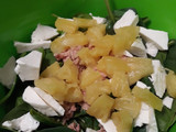 Ensalada de espinacas frescas y piña