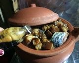 Hình bước làm 2 của món Cá trắm kho riềng rục xương