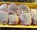 A picture of step 1 of Chicken with Mango.