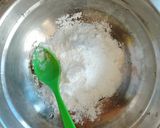 A picture of step 1 of Lemon Wedges.