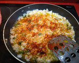 Foto del paso 5 de la receta: Tortilla de bacalao y ajos tiernos