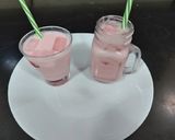 A picture of step 1 of Rose sweet lassi.