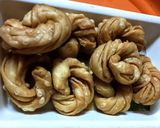 A picture of step 5 of Layered crispy Mathri.