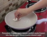 Foto langkah ke 2 dari resep Chicken Wrap with Oat Tortillas.