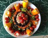Une image de l'étape 7 de Salade multicolore au thon et légumes du soleil.
