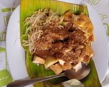 Foto langkah ke 6 dari resep Tahu Telur Lontong Bumbu Kacang.