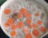 Foto langkah ke 2 dari resep Sup Ayam Sayur.