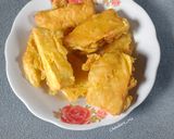Foto langkah ke 4 dari resep Ubi Goreng Tepung.