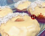 A picture of step 4 of Glazed doughnut.