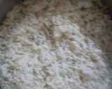 A picture of step 2 of Puffed rice upma.