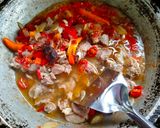 Foto langkah ke 4 dari resep Oseng Daging Sapi Pedas.