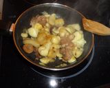 Foto del paso 3 de la receta Calabacín relleno de setas y huevo revuelto