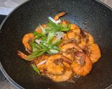 Foto langkah ke 4 dari resep Udang Saus Mentega.