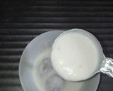 A picture of step 3 of Home made yogurt.
