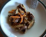 Foto del paso 4 de la receta: Setas en escabeche para chuparse los dedos