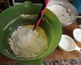 Foto del paso 2 de la receta: Cake de avellanas con vino de Oporto