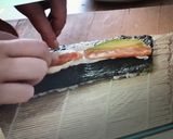 Foto del passaggio 9 della ricetta Sushi 🍣 (Terza parte) Gli Uramaki