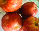 Foto del paso 1 de la receta: POSTRE DE MANZANAS Y PASAS CON CRUMBLE DE AVENA 🍎🍇🍏🍇