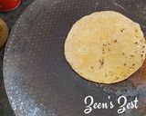 A picture of step 2 of Mini Rotis or Chapatis.