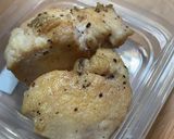 Foto langkah ke 2 dari resep Creamy Yogurt Chicken.