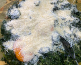 Foto del paso 1 de la receta: Tarta de acelga y queso muy fácil 🥬