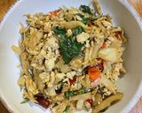 รูปขั้นตอนการทำที่ 3 ของ ผัดหน่อไม้ดองใส่อกไก่สับ