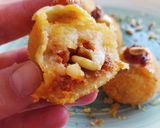 Foto del paso 13 de la receta Bombas de sobrasada, queso, miel y piñones