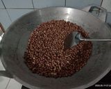 Foto langkah ke 1 dari resep Kue kacang coklat, beng2 ala tradisional.