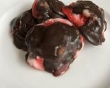 Foto del paso 3 de la receta: Bocadito de frutilla