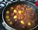 Foto langkah ke 4 dari resep Semur Daging Sapi Betawi ala Harijah Harun.