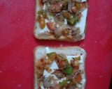 A picture of step 2 of Bread pizza.