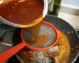 Foto del paso 2 de la receta: Patatas guisadas con gambones