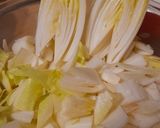 A picture of step 1 of Vegan chicory and apple soup.